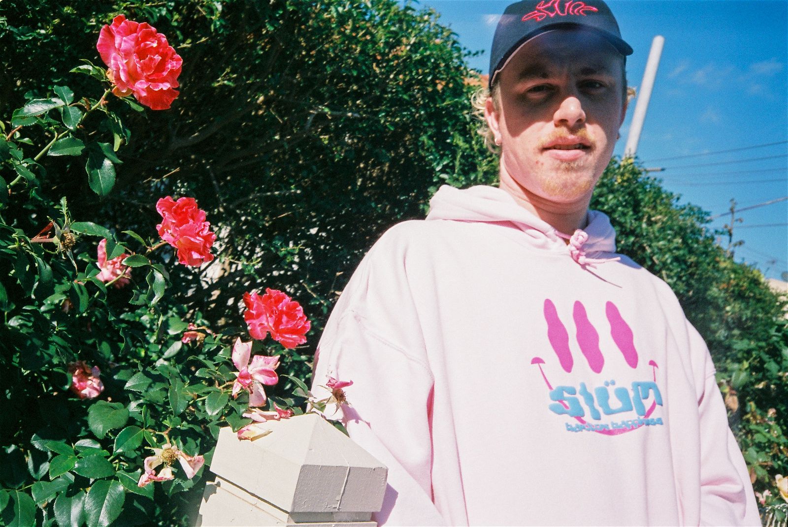 Dream Mega PUFF Hoodie - PINK - STÜM Productions