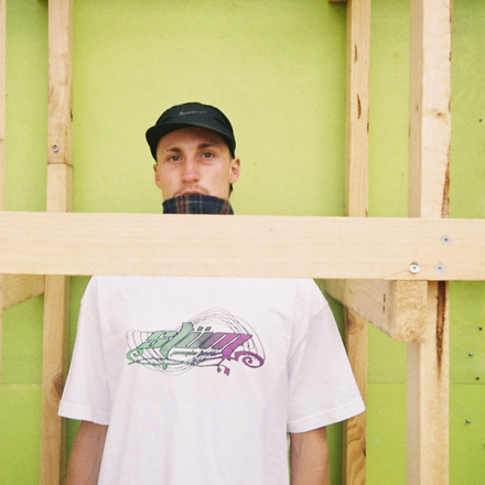 JUNGLE FEVER LOGO TEE - White - STÜM Productions