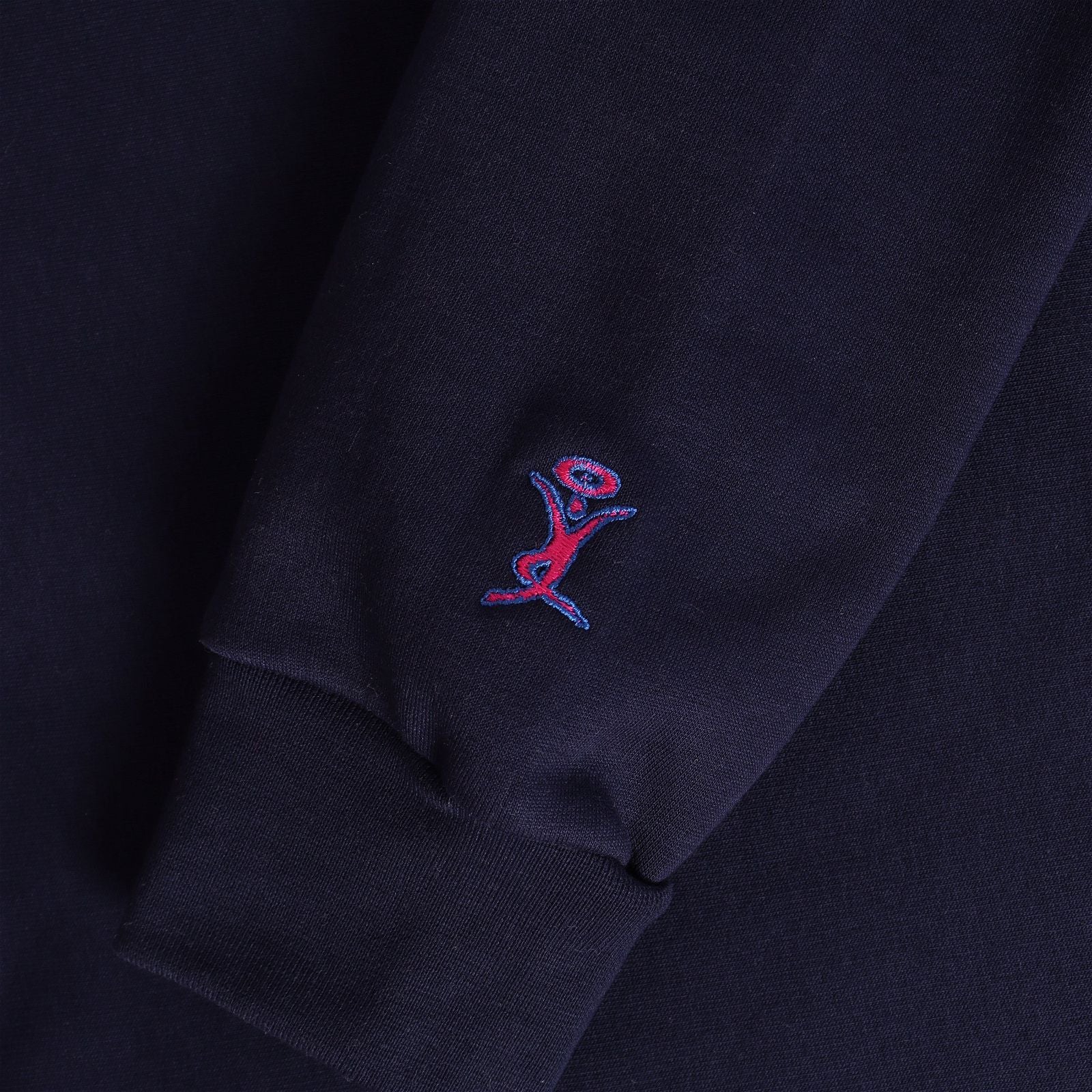KEEP ON MOVIN! Embroidered Crew Jumper - Navy - STÜM Productions