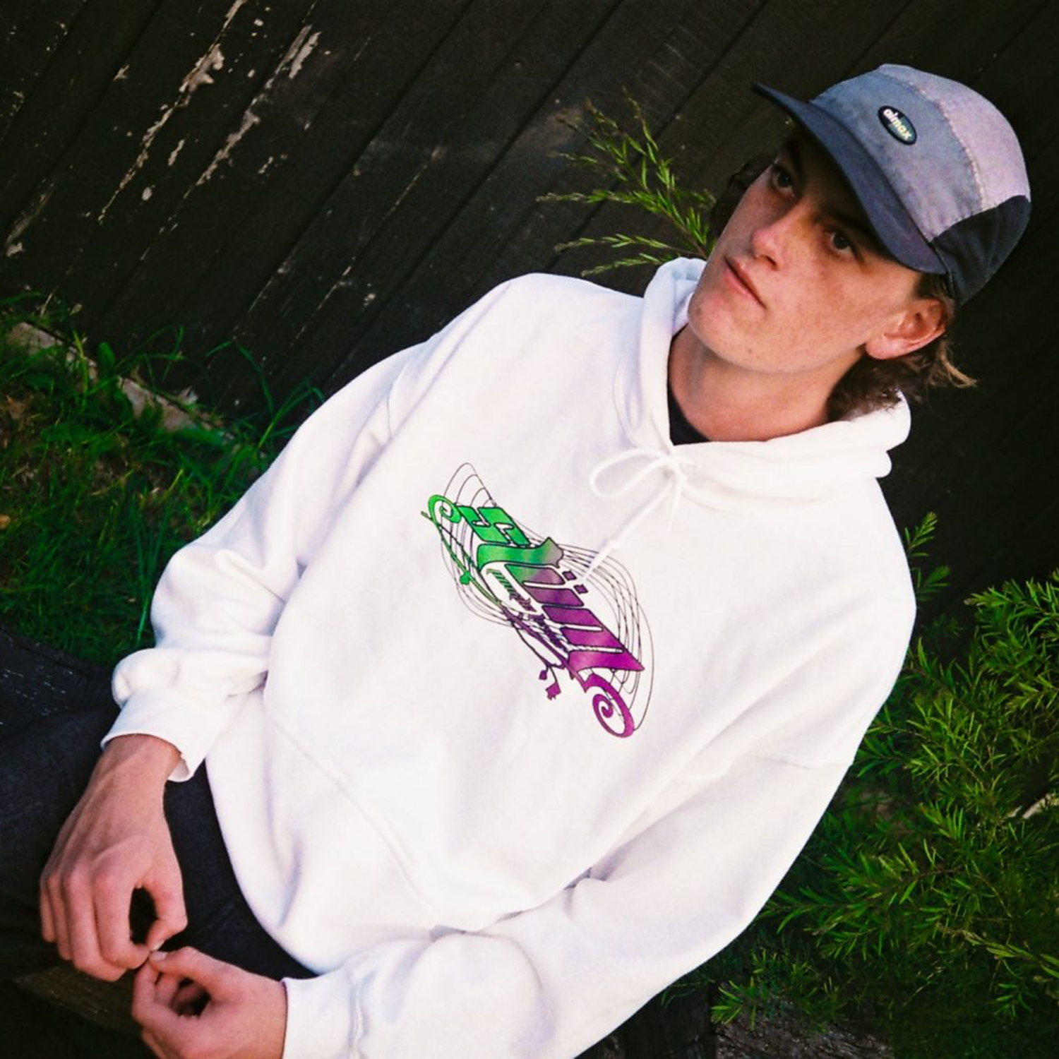 JUNGLE FEVER HOODIE - White - STÜM Productions