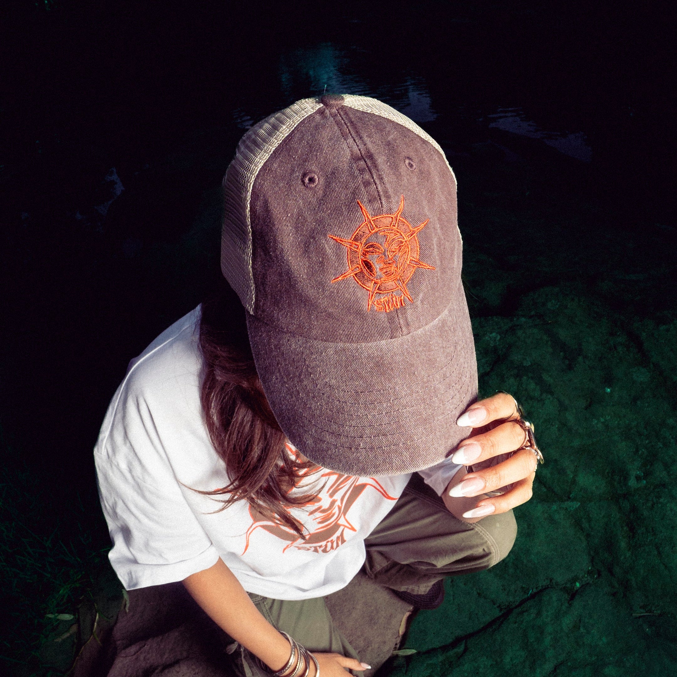 Striking Sun  Trucker Cap - Brown